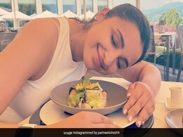 According To Parineeti Chopra, Food Is Meant To Be "Hugged." See Her New Pic From Austria Vacation According To Parineeti Chopra, Food Is Meant To Be "Hugged." See Her New Pic From Austria Vacation