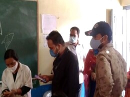 मध्य प्रदेश: विदिशा में कुछ मिनटों के भीतर एक महिला को दो बार लगाया दिया गया कोरोना टीका मध्य प्रदेश: विदिशा में कुछ मिनटों के भीतर एक महिला को दो बार लगाया दिया गया कोरोना टीका