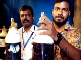 कोविड-19 के मुश्किल समय में मरीजों को फ्री में ऑक्सीजन सिलेंडर उपलब्ध करा रहा एक परिवार कोविड-19 के मुश्किल समय में मरीजों को फ्री में ऑक्सीजन सिलेंडर उपलब्ध करा रहा एक परिवार