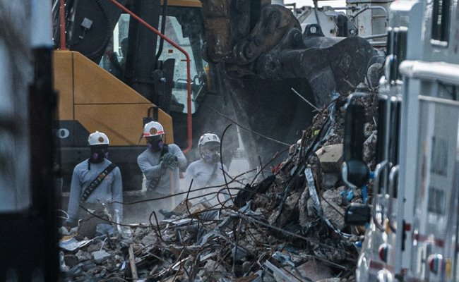 More Bodies Found In US Building Collapse As Search Enters Day Seven