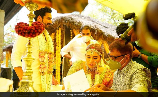 ICYDK: COVID Test Was Compulsory For Guests At Vishnu Vishal And Jwala Gutta's Wedding