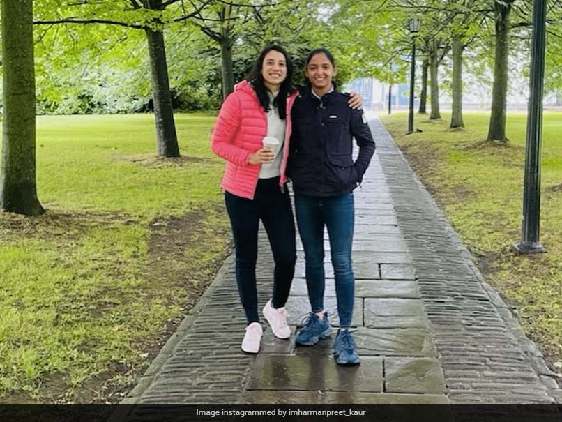 "Snippets From A Bristol Eve": Harmanpreet Kaur Shares Pics with Jhulan Goswami, Smriti Mandhana