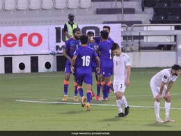 Video- अफगानिस्तान के गोलकीपर से हुई बड़ी गलती, खुद ही भारत के लिए कर दिया गोल Video- अफगानिस्तान के गोलकीपर से हुई बड़ी गलती, खुद ही भारत के लिए कर दिया गोल