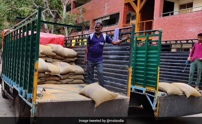 Centre Blocks Delhi's Ration Home Delivery, Says AAP Government