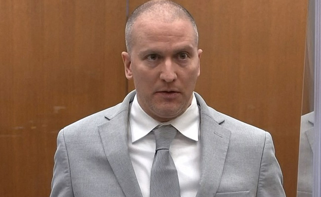 George Floyd Killer Derek Chauvin Pleads Guilty To Federal Tax Evasion