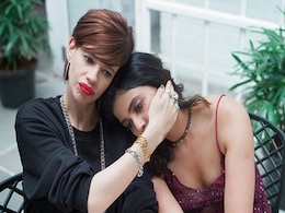 नेटफ्लिक्स की 7 सीरीज जो मजबूती से पेश करती हैं LGBTQ किरदारों को नेटफ्लिक्स की 7 सीरीज जो मजबूती से पेश करती हैं LGBTQ किरदारों को