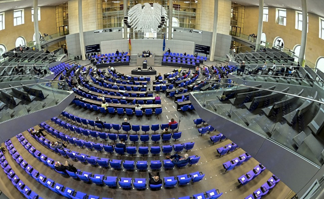 Germany Eases Process For Nazi Victims' Descendants To Get Citizenship