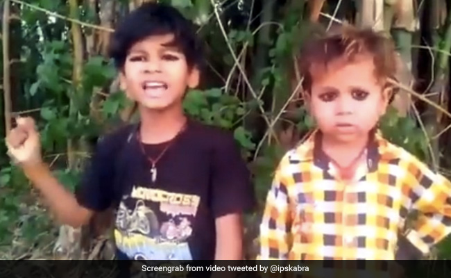 Corona से लड़ने के लिए बच्चे करना चाहते हैं यह बलिदान, IPS बोला- '21वीं सदी की सबसे बड़ी कुर्बानी' - देखें Video