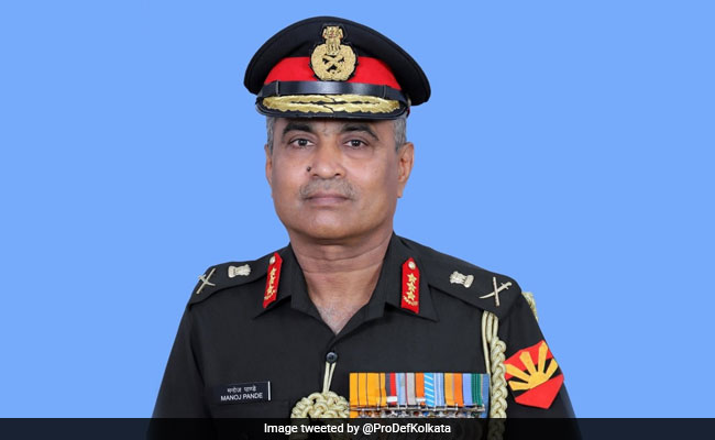 Lieutenant General Manoj Pande Takes Charge Of Eastern Army Command