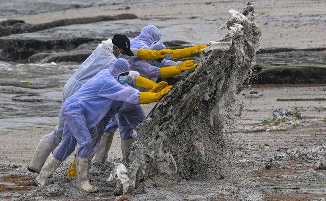 Sri Lanka Seeks Initial $40 Million In Damages Over Cargo Ship Fire