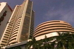 Sensex Ends Flat After Hitting 53,000 For The First Time Sensex Ends Flat After Hitting 53,000 For The First Time