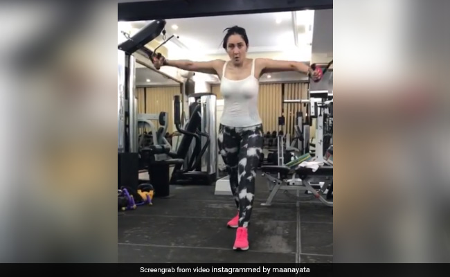 Maanayata Dutt Working Out In This Video Is A Whole Mood