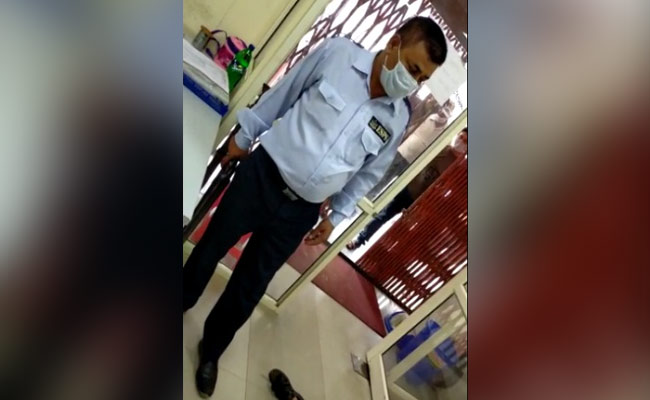 UP Man Shot Inside Bank By Security Guard Over 'Face Mask'