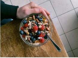 Weight Loss: दलिया या ओट्स हेल्थ और वजन कंट्रोल करने के लिए क्या है बेस्ट? जानें प्वाइंट टू प्वाइंट Weight Loss: दलिया या ओट्स हेल्थ और वजन कंट्रोल करने के लिए क्या है बेस्ट? जानें प्वाइंट टू प्वाइंट