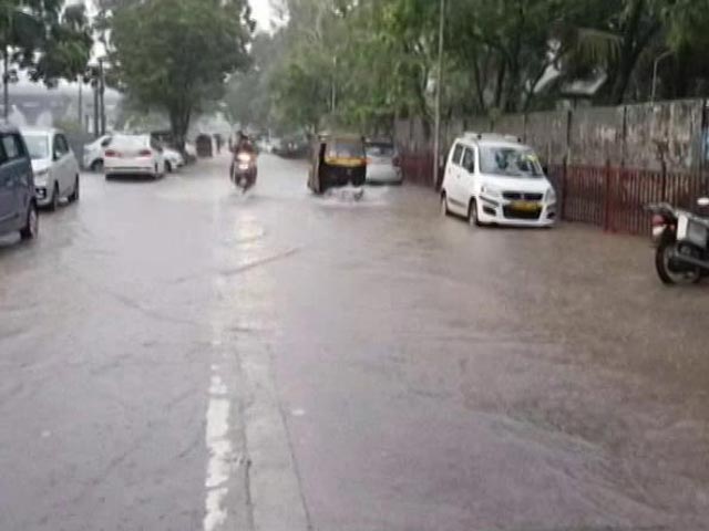 Heavy Rain, Waterlogging In Mumbai As Monsoon Advances In Maharashtra