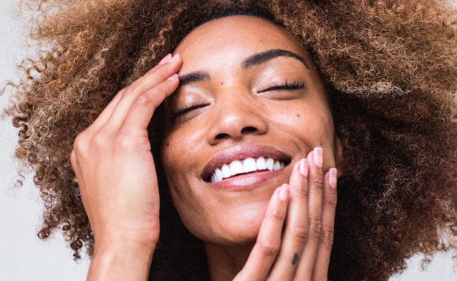 International Yoga Day 2021: 4 Expert-Approved Facial Yoga Techniques To Tone Your Face