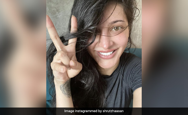 Shruti Haasan Took It Easy In Lockdown But Is Making Up With A "Double Workout"