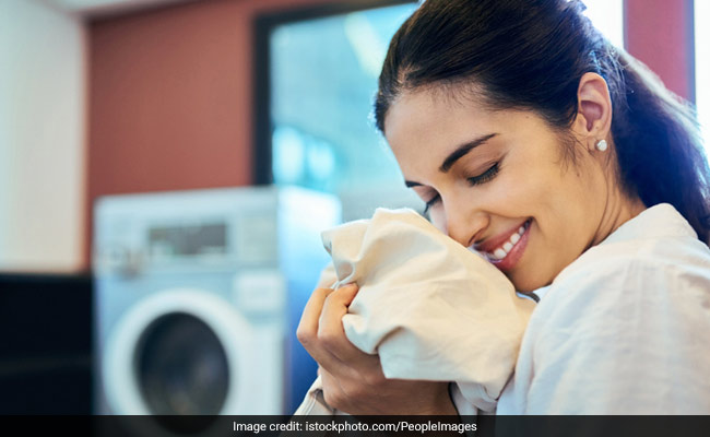 Follow These Cleaning Tips To Wash Your White Shirts So They Always Look Brand New