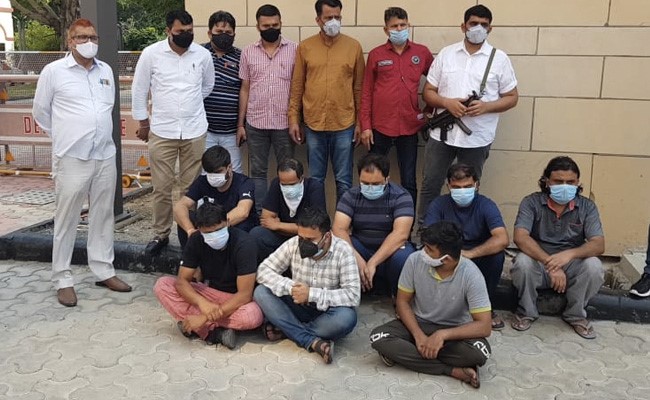 दिल्ली : ब्लैक फंगस का नकली इंजेक्शन बनाने वाले गिरोह का खुलासा, 3000 इंजेक्शनों के साथ 2 डॉक्टरों समेत 10 अरेस्ट