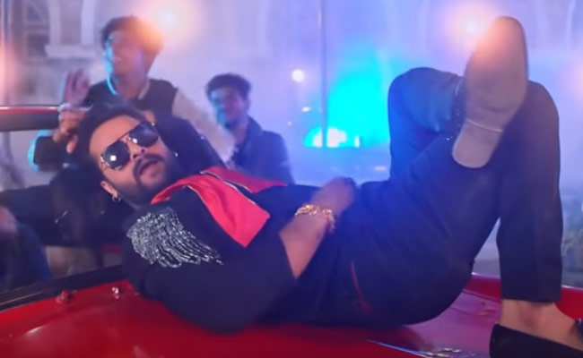 खेसारी लाल यादव ने 'अपनी तो जैसे तैसे' सॉन्ग से मचाया तहलका, Video 10 करोड़ के पार