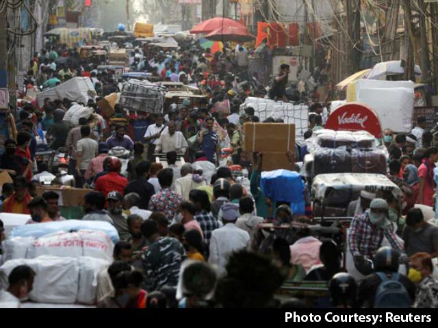 S&P Cuts India's Growth Forecast to 9.5% For Current Financial Year