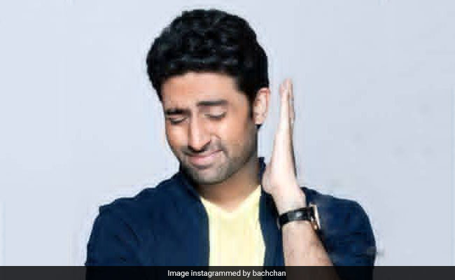 World Social Media Day 2021: अभिषेक बच्चन ने खुद पर बनाया Funny Meme, लोगों को बताया- कैसे करें सोशल मीडिया का इस्तेमाल