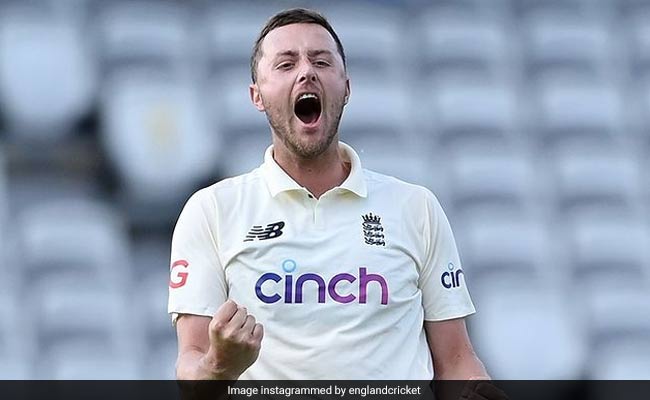 एंडरसन से सीखी खतरनाक 'वॉबल ग्रिप बॉल' करने की तकनीक, फिर रॉबिन्सन ने भारतीय बल्लेबाजों पर बरपाया कहर