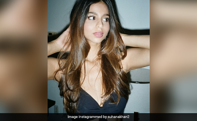 Nothing Is Too Basic For Suhana Khan In Her Fabulously Chic Black Dress
