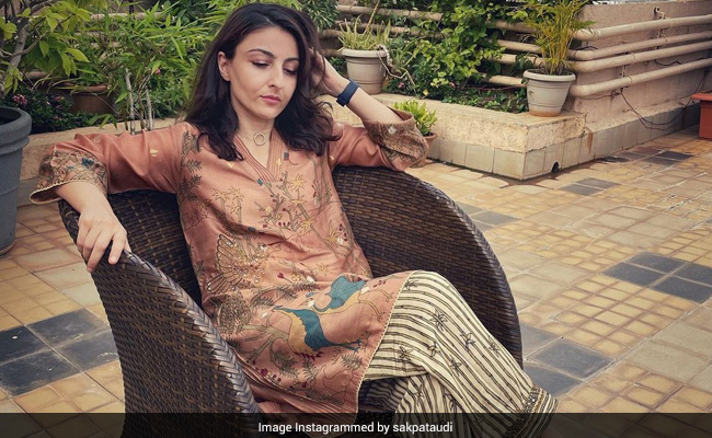 Soha Ali Khan's Outfit In This Pic Is The Hint To Her Mood