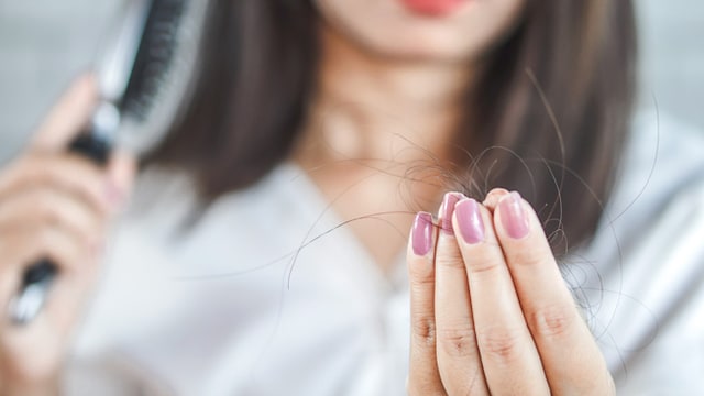 Combing post-oiling can cause hair breakage