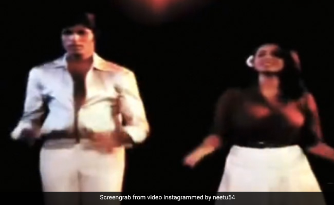ICYDK: Neetu Kapoor Choreographed This <i>Yaarana</i> Sequence Featuring Amitabh Bachchan