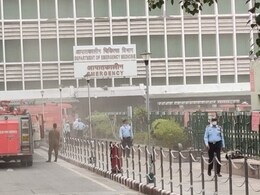 AIIMS Doctor Transferred For Taking Money For Surgery, Centre Seeks Report AIIMS Doctor Transferred For Taking Money For Surgery, Centre Seeks Report