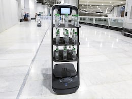 Socially Distanced Robots Serve Mecca Holy Water Ahead Of Hajj Socially Distanced Robots Serve Mecca Holy Water Ahead Of Hajj