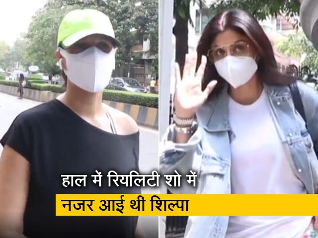 बांद्रा में दिखाई दीं बॉलीलुड एक्ट्रेस शिल्पा शेट्टी और नेहा धूपिया