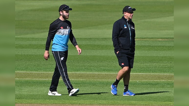 IND vs NZ: फाइनल में विराट-रोहिता या शमी नहीं बल्कि यह खिलाड़ी होगा सबसे बड़ा खतरा, न्यूजीलैंड टीम के कोच ने दिया बड़ा बयान