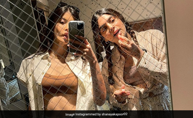 Shanaya And Khushi Kapoor Clearly Never Outgrew Their Dress Up Games Phase