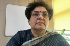 How NCW Helped 900 Pregnant And COVID Positive Women Through A WhatsApp Helpline How NCW Helped 900 Pregnant And COVID Positive Women Through A WhatsApp Helpline