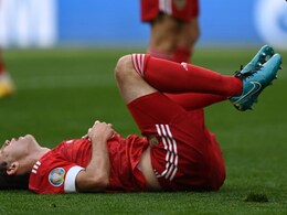 Euro 2020: Russia's Mario Fernandes Hospitalised But Avoids Spinal Injury After Fall Euro 2020: Russia's Mario Fernandes Hospitalised But Avoids Spinal Injury After Fall