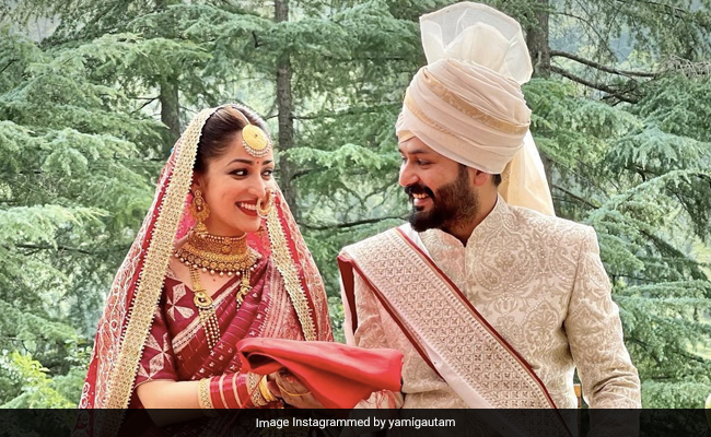 Newly Wed Yami Gautam's Bridal Charm Is All Thanks To Her Elegant <i>Saree</i>