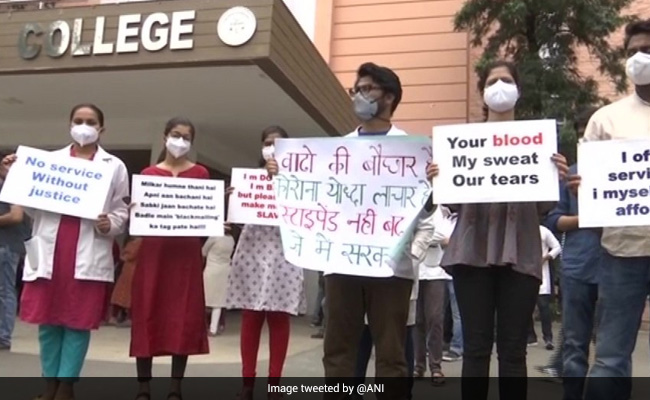 Madhya Pradesh Minister Meets Protesting Doctors As Stir Continues