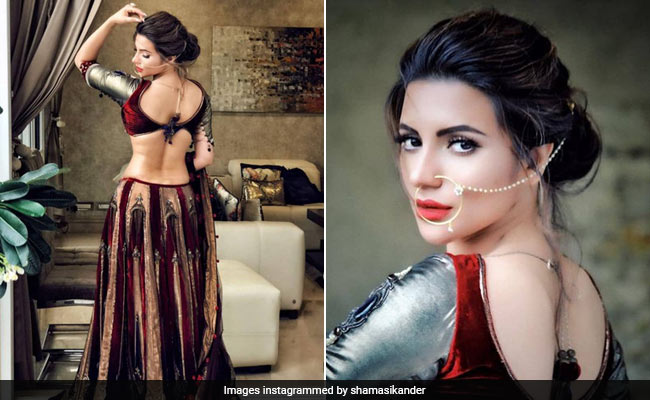 Even We'd Mistake Shama Sikander To Be A Royal In Her Regal Maroon <i>Lehenga</i>