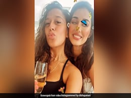 Disha Patani ने बर्थडे पर Krishna Shroff के साथ किया चिल तो फैन्स बोले- तितली के साथ तितलियां..देखें Video Disha Patani ने बर्थडे पर Krishna Shroff के साथ किया चिल तो फैन्स बोले- तितली के साथ तितलियां..देखें Video