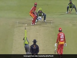 PSL 2021: Rashid Khan ने डाली रहस्यमयी गेंद, 'जाल में फंसाकर' बल्लेबाज को किया बोल्ड - देखें Video PSL 2021: Rashid Khan ने डाली रहस्यमयी गेंद, 'जाल में फंसाकर' बल्लेबाज को किया बोल्ड - देखें Video