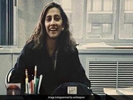 Anil Kapoor Can't Take His Eyes Off Sunita Kapoor In Wife Appreciation Post. Karan Boolani Comments Anil Kapoor Can't Take His Eyes Off Sunita Kapoor In Wife Appreciation Post. Karan Boolani Comments