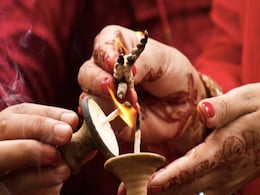 Kajari Teej 2021: Know The Date, Timing And Significance, And Find Out Why Married Women Fast On This Day Kajari Teej 2021: Know The Date, Timing And Significance, And Find Out Why Married Women Fast On This Day