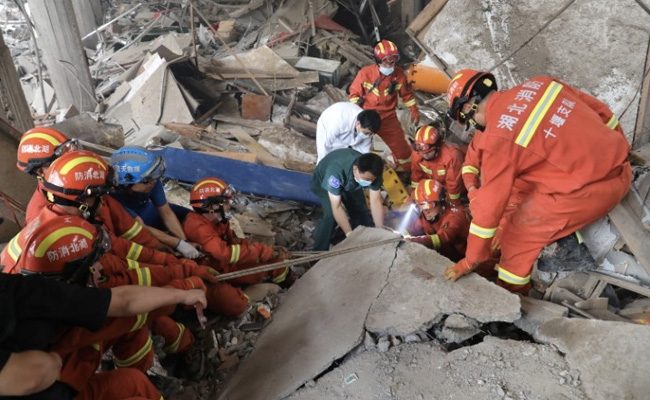 8 China Gas Employees Detained After Pipeline Blast Kills 25
