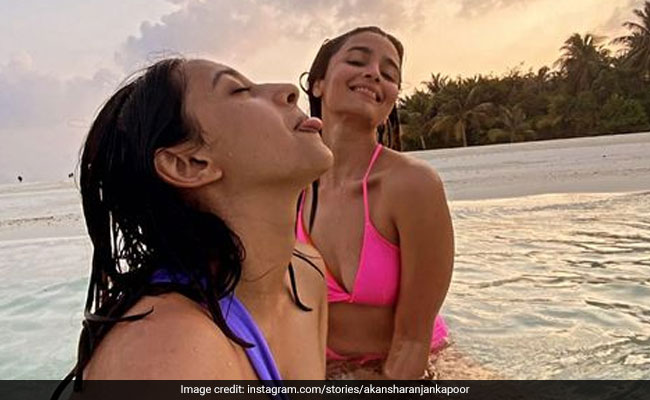 Of Course, Alia Bhatt Was A Part Of Akansha Ranjan Kapoor's "Best Moment Of 2021"