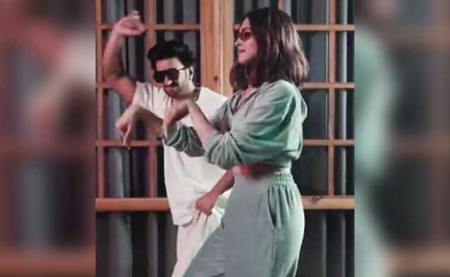 Why You Do This, Deepika Padukone? BRB, Busy ROFL At Her Birthday Post For Ranveer Singh