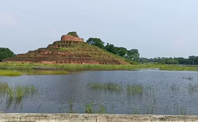 Heavy Waterlogging Around World Famous Buddhist Stupa In Bihar