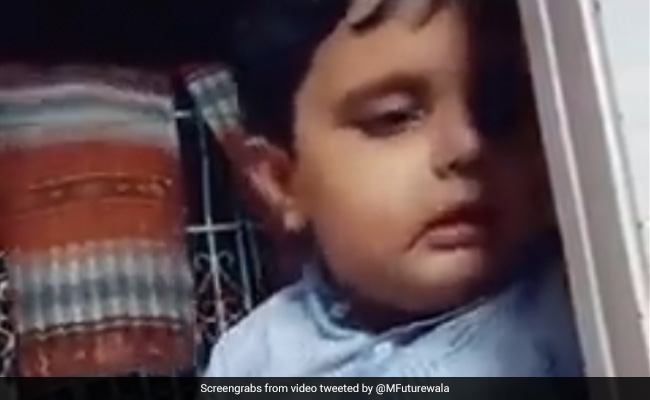 बर्गर ना मिलने पर नाराज़ हो गया बच्चा, बोला- मैं भूखा ही सो जाऊंगा, कोई मत करो ऑर्डर, Viral Video ने जीता लोगों का दिल